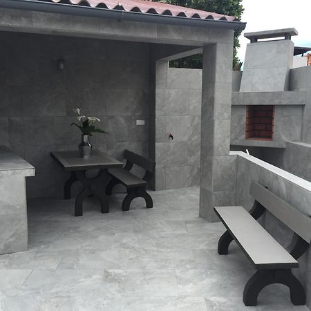 Casa A 5 Minutos A Pe Da Praia Понта-Делгада Экстерьер фото